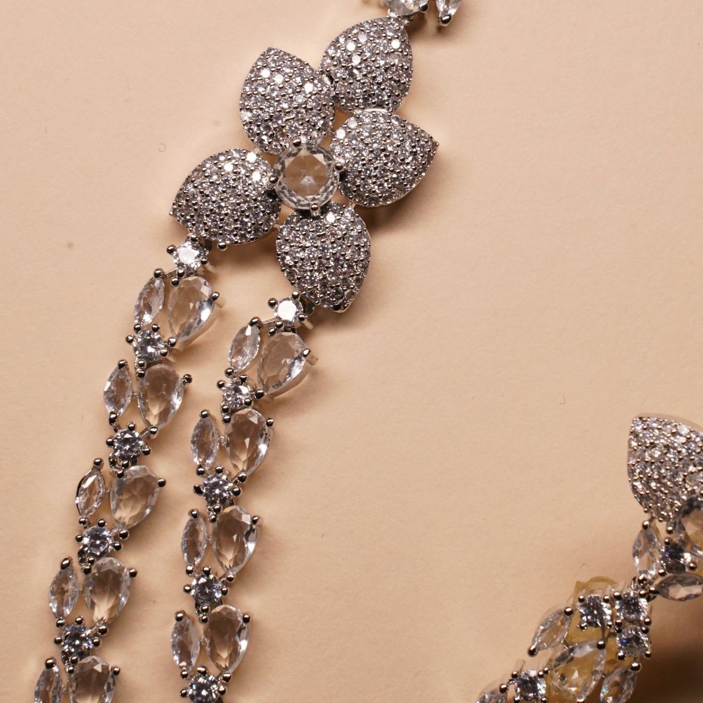 Silver Floral Double Layer Set