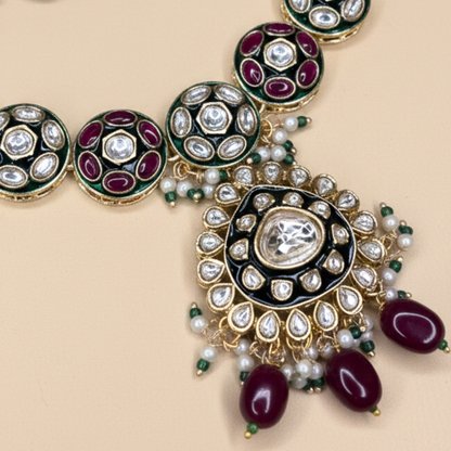 Polki Medallion Necklace Set