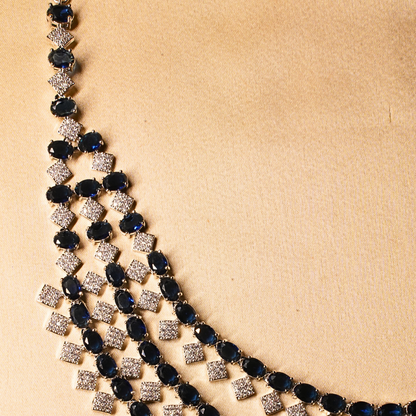 Royal Triple-Strand Statement Set