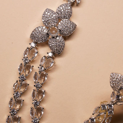 White Floral Double Layer Set