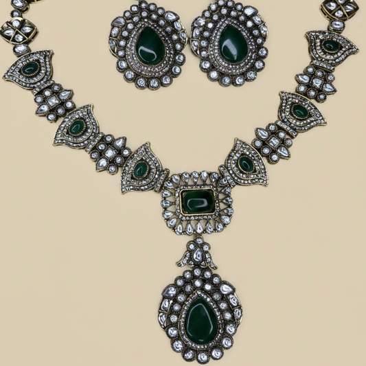 Eternal Emerald Kundan Set